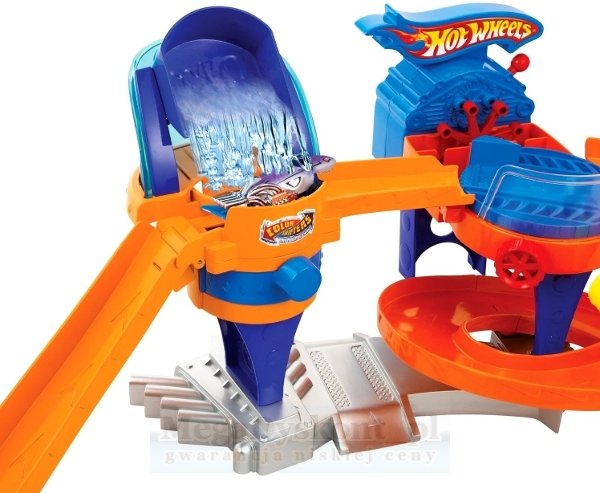 HOT - WHEELS - MYJNIA - Z - BABELKAMI - V0627